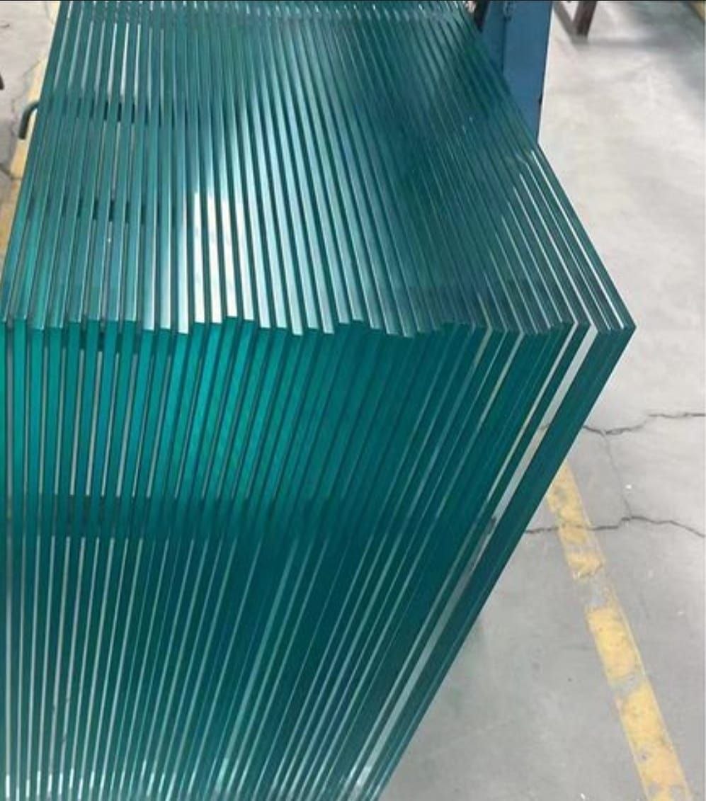 Laminated glass